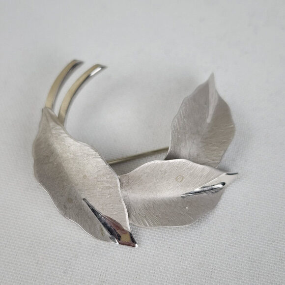 Vintage Bond Boyd Sterling Silver Leaf Brooch - Picture 1 of 5